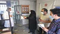 اهدای شاخه های گل و تقدیر نامه مناسبت  روزهای ماما، کارگر، مبارزه بابیماریها، روانشناس و آزمایشگاه